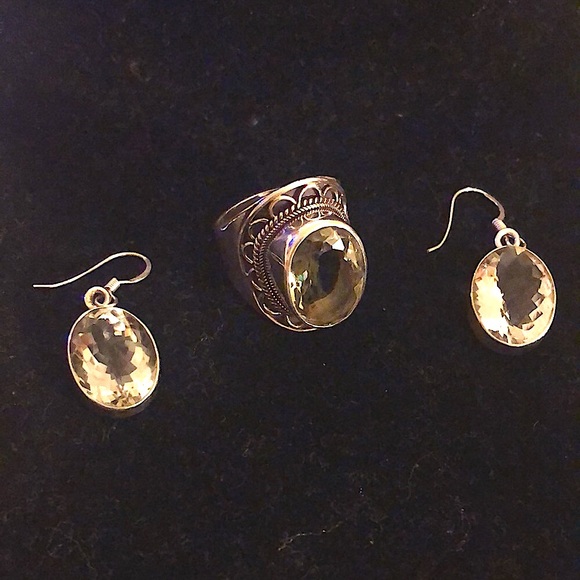 Silver set earrings and large ring with white amethyst - Picture 8 of 9